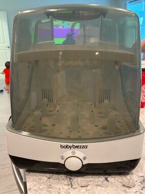 Baby Brezza Superfast Baby Bottle Sterilizer And Dryer - In 10 Minutes